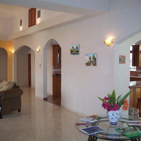 Villa San Juan Belmopan Buitenkant foto