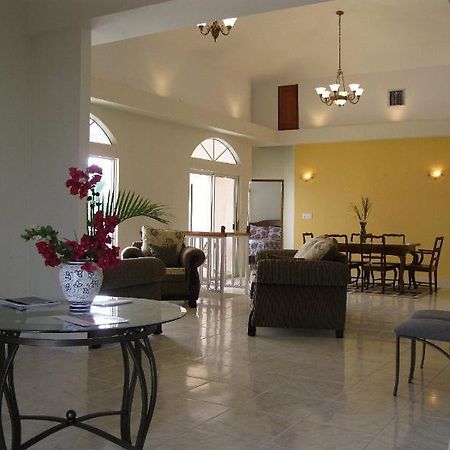 Villa San Juan Belmopan Buitenkant foto